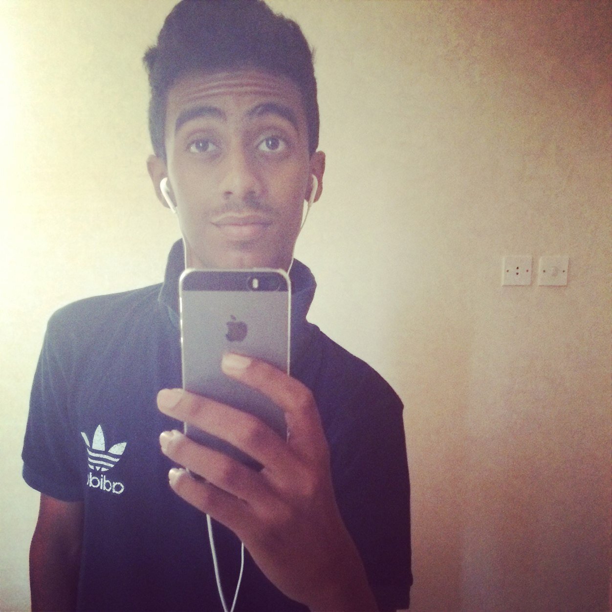 Keek;5ald_kln_y7bh      Snap;kjxsa   Inst;kjxus