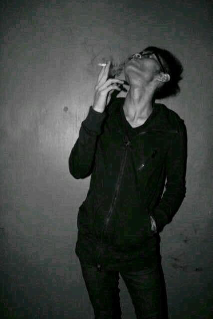 Stay Cool  (҂'̀⌣'́)9