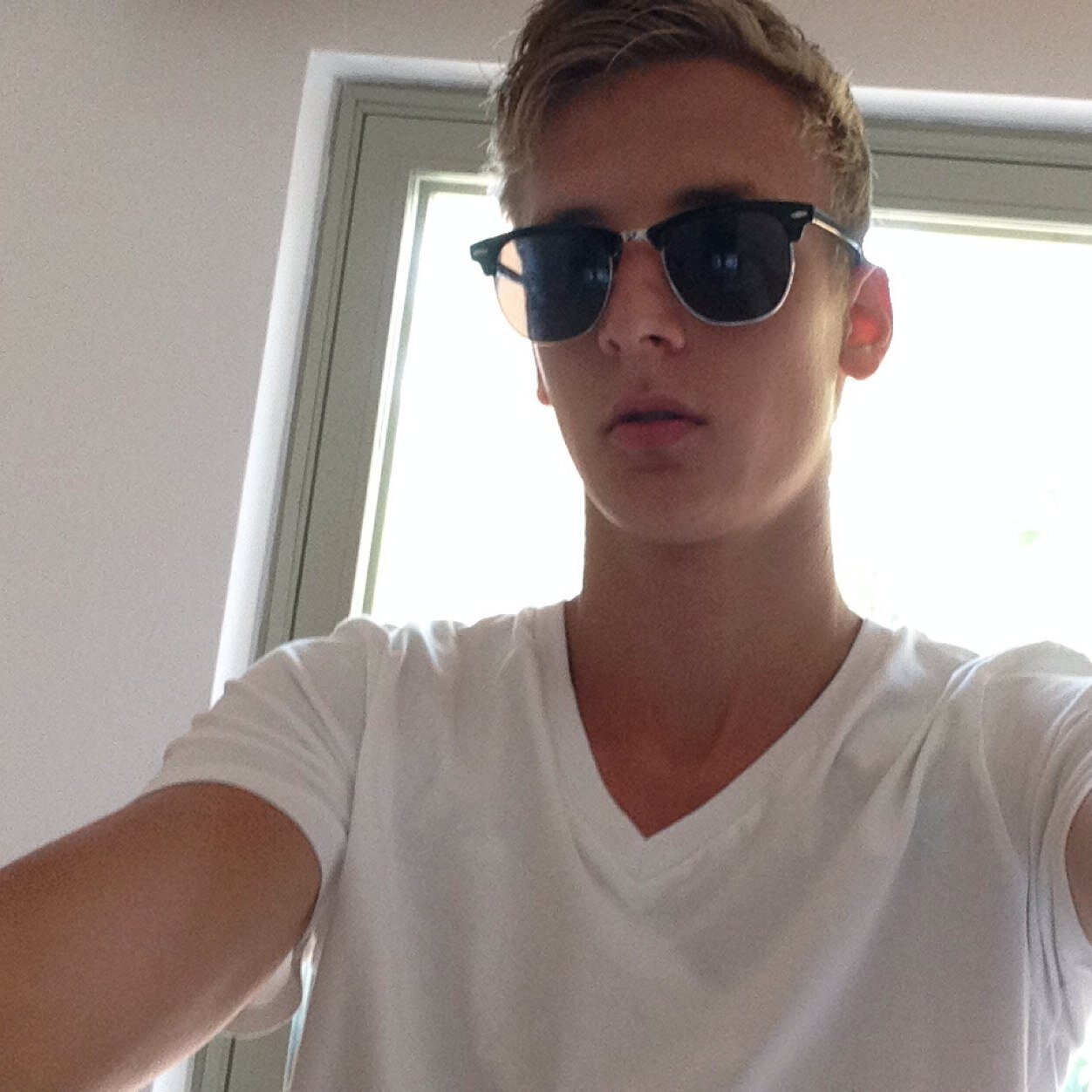 vadbens's profile picture. ♛The King♛