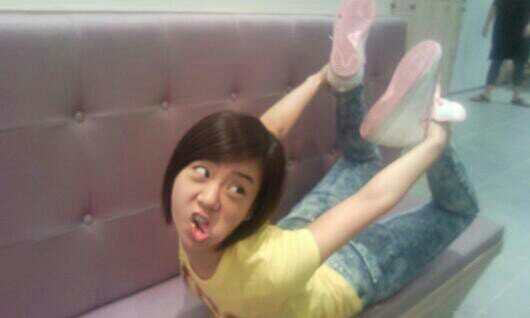 seung yeon is the person who is very important for me. I want you always to laugh. I send love every day from Japan.