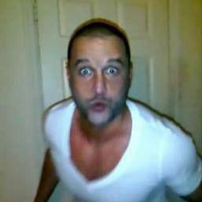 Profile Picture of  🎙Dave Foxx 🎸 (@DaveFoxxy) on Twitter