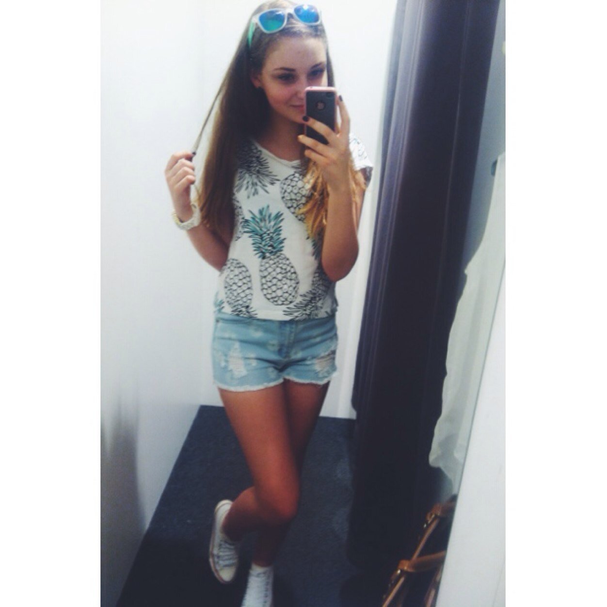 Karolina, 15; Living in Lithuania. http://t.co/VUL5Xu3qxW