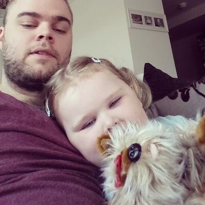 tjdadj1985's profile picture. Part time Support Practitioner
Full time student
Part time volunteer
DJ