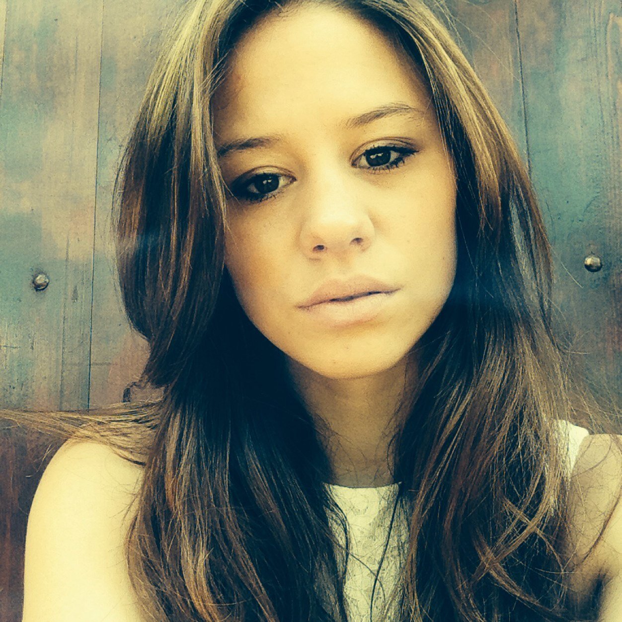 JuniePardies's profile picture. C'est une bonne chose d'avoir peur, ça prouve au moins qu'on a encore quelque chose à perdre.