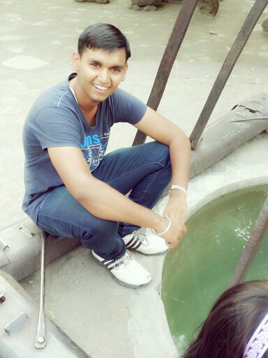 Azadsingh99's profile picture. 