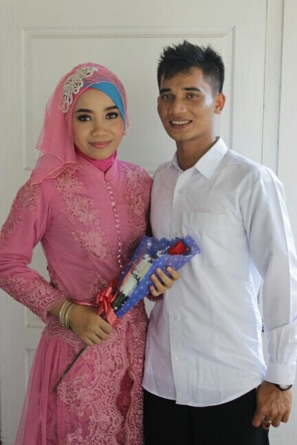 Civil Engineering '010 UNP :*...:*
FB, Line, Wechat, WA, Instagram, Path, Kakaotalk, Skype, Google+, Blogger : Ade Dwinta