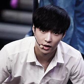 #ดวกส์แฟม just a both ; รู้ตัวว่าหน้าสวยแต่จริงๆผมหล่อมาก