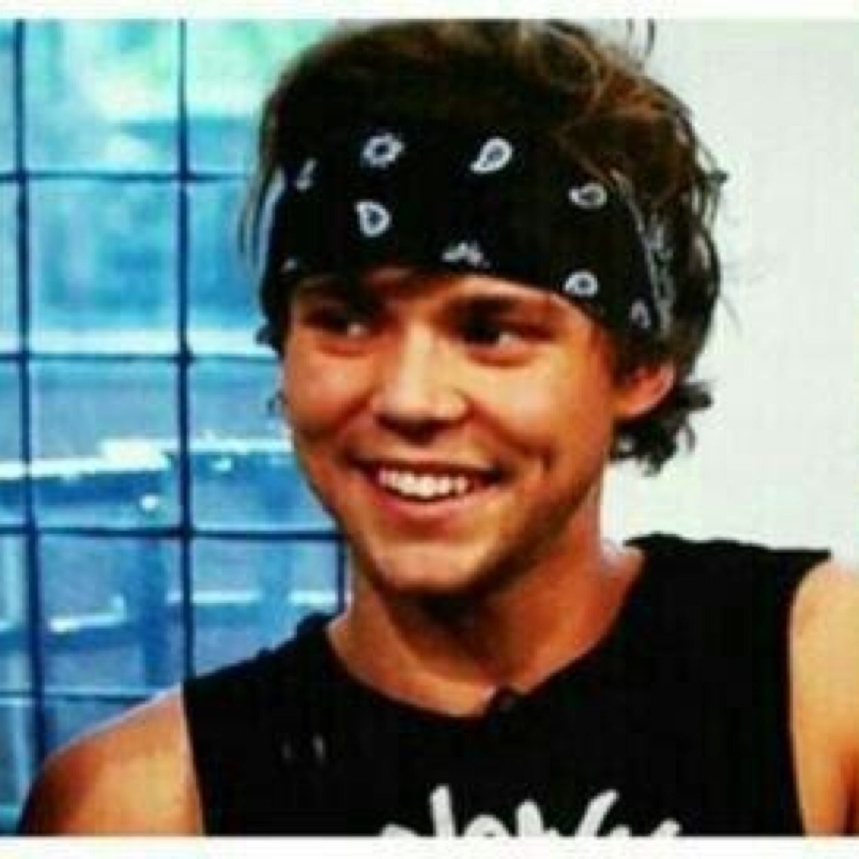 Free follow from @Cliffordinary1, Please follow her because she loves you❤Ask for a Fback if you want! PLS RT LINK?