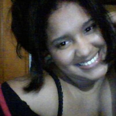 karenshita27's profile picture. 