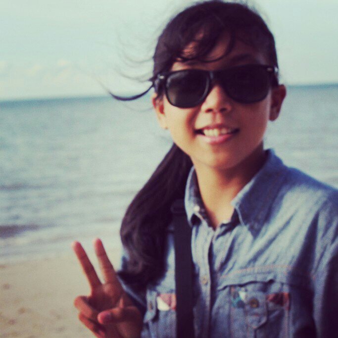 follow my IG: sarah_istiqomah/Facebook : Sarah Istiqomah »♥P«
        AARON ASHAB♥ || `Kamu adalah kamu.. bukan dia atau mereka!