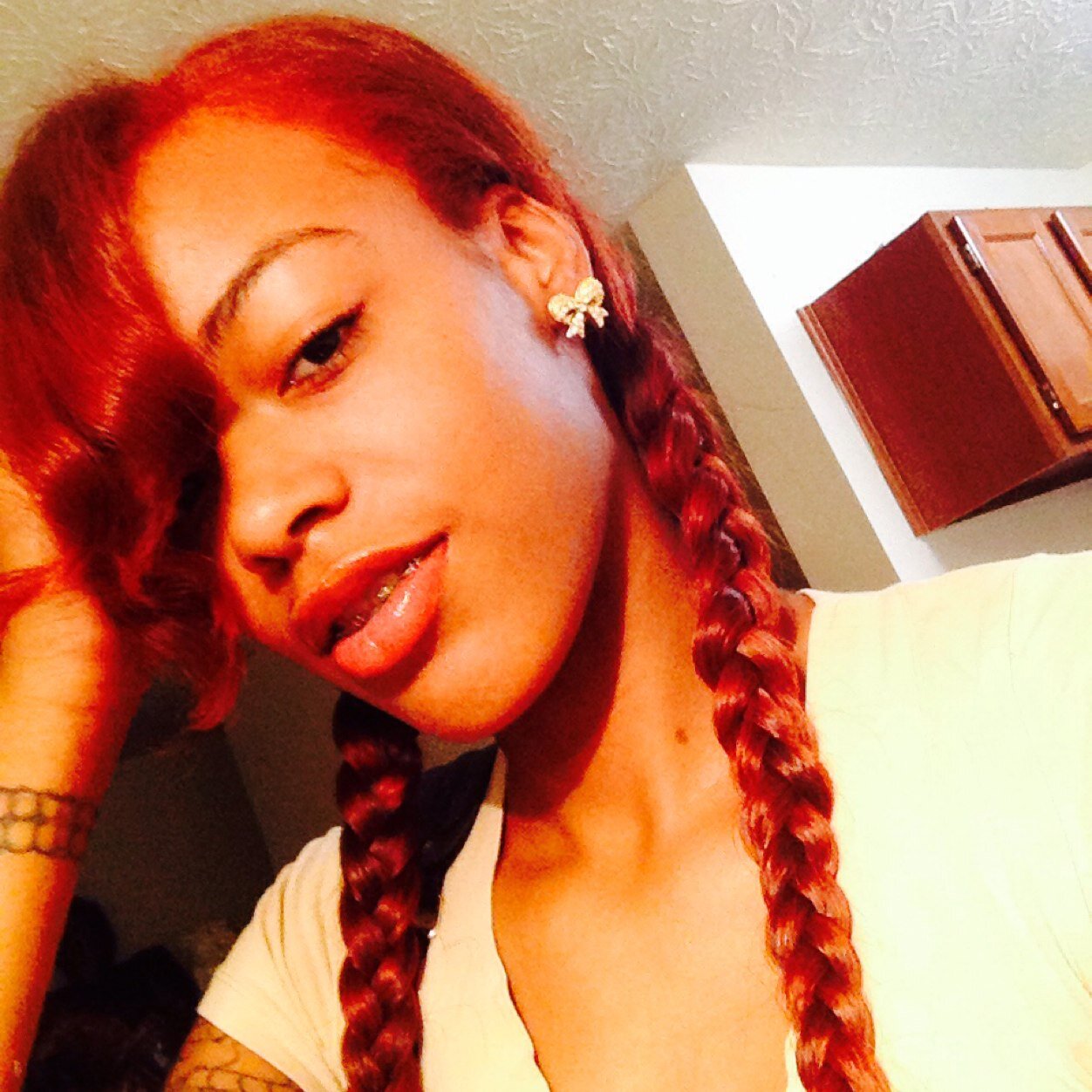 _YourLipsOnMe's profile picture. Im On My Paper Chase ' Just Follow Me Nd I'll Go Ahead Nd Hit That Follow Button Back. ✌️Follow Me On Insta ; _ToxicBabe