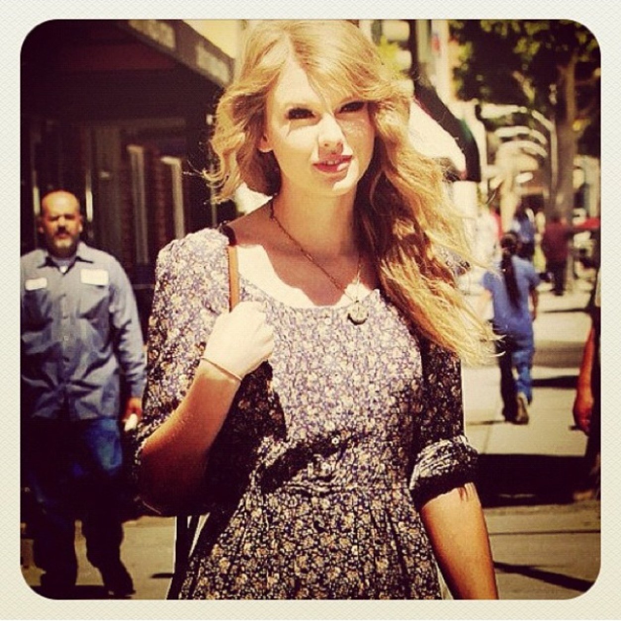 Ask me something about taylor swift and you'll wish you didn't☝️ Red Tour London 11/02/14