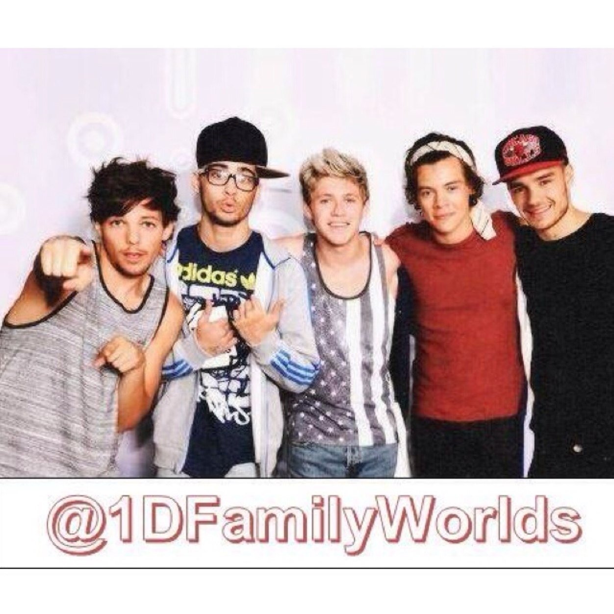 Hi! We'll giving you new info,pictures,quotes and all about One Direction :) Ask.fm: OneDirectionFamily_ID xx Do u want to be CO-OWNER here? Tell us! :)