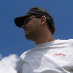 vkde's profile picture. Helping small and medium businesses succeed in the digital age by analyzing and improving their  processes, technology and human capital in a systematic way