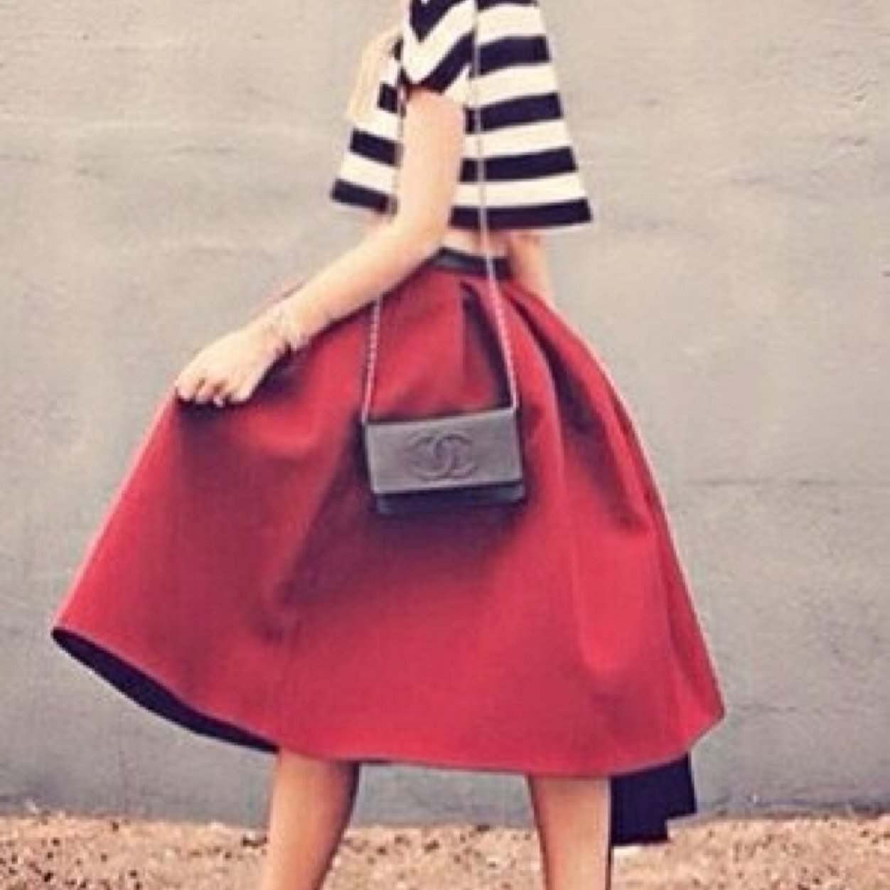 y_wstm's profile picture. 