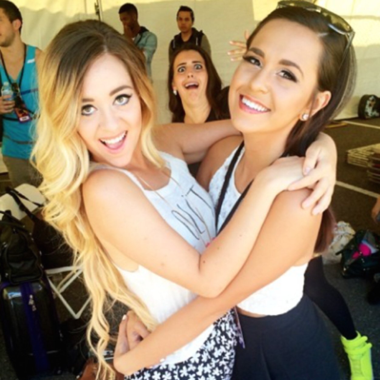 Adoring_Liz's profile picture. Brandi. 16. Met the twins on 9/13. Never cutting my hair b/c Liz said she loved it. ❤