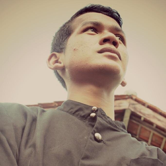 لَا تَحْزَنْ إِنَّ اللَّهَ مَعَنَا

ig: @andhika_rfnazs