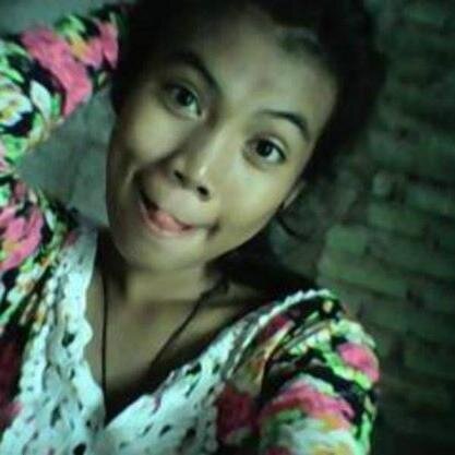 RiezmaAullia's profile picture. 