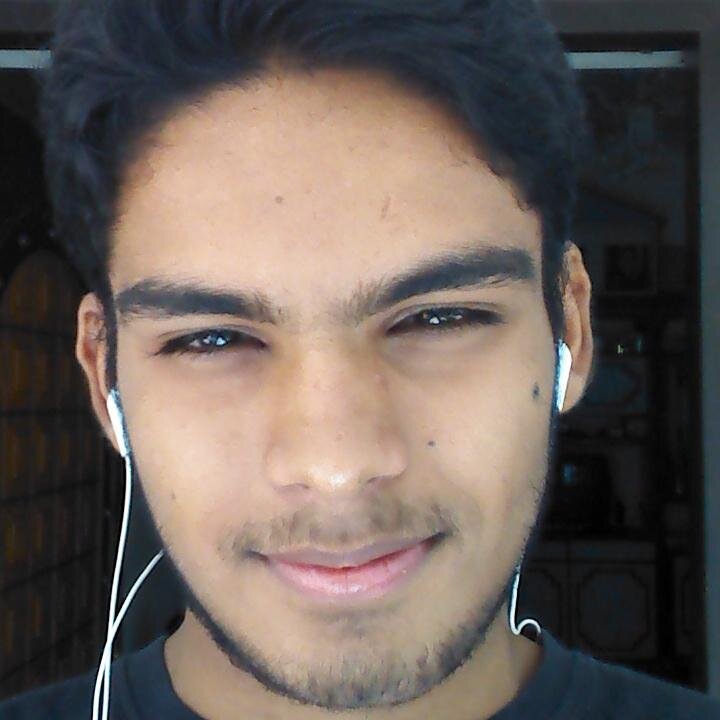 hi i am axat chaudhary