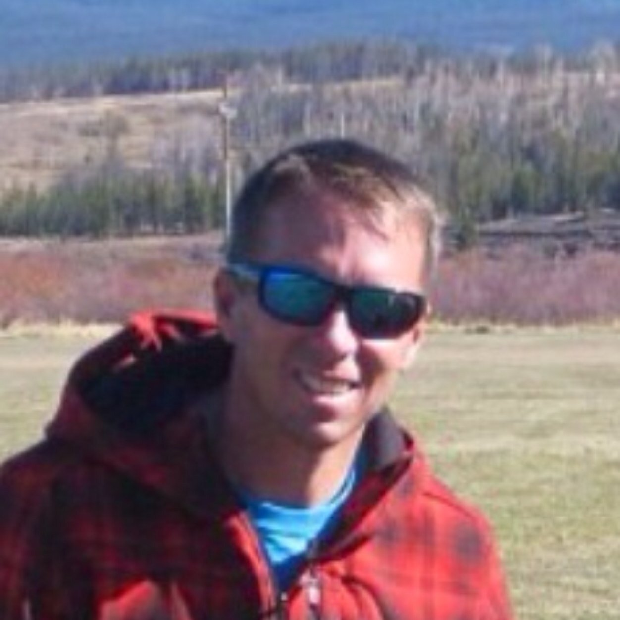 RobCunning's profile picture. Living a healthy mountain lifestyle. Professional skier and avid mountian biker. I am helping #endthetrend of obesity.