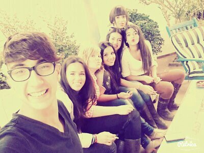 Anitagc4's profile picture. Pues..graciosa, un poco cabezota,paciente pero impaciente para las sorpresas, me gusta estar con mis amigas.., no faltar a ninguna fiesta y pasarmelo genial! ;)