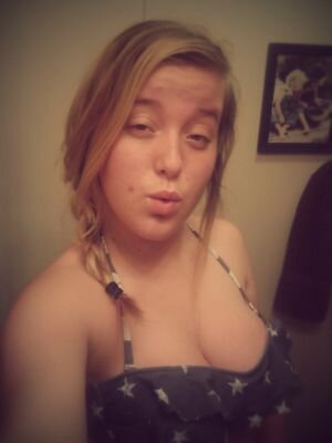 da name is brianna! blow my candles out on march da 30th! taken by the one i love! shout out to my HATERS! sorry you couldnt phase Me!!!:)