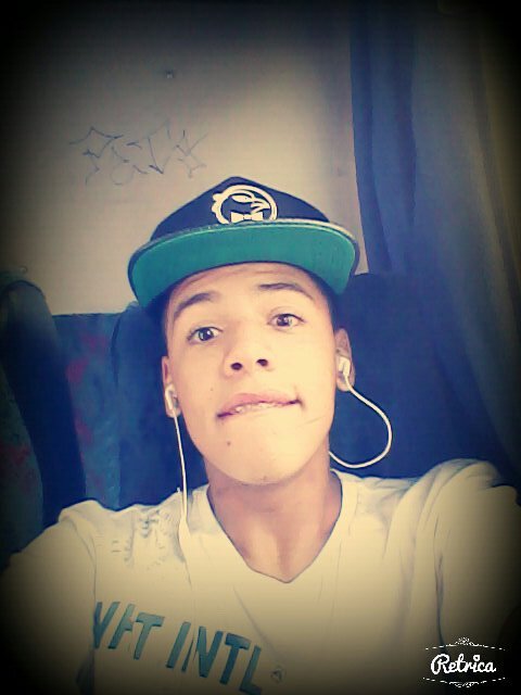 #Ousado #Alegre e acima de tudo filho de #DEUS,esse sou eu,prazer Bruno Santos!