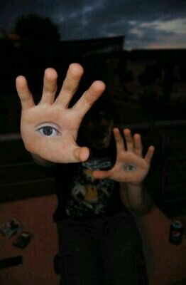 FranGl3z's profile picture. Canario (con eso ya gano 10 puntos). Amago de Ingeniero Electronico ex-afincado en Madris.Experiencia: aun por realizar. Nos queda garganta, puño y pies