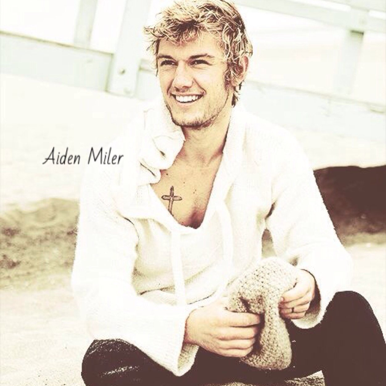 AsperRascal's profile picture. Sometimes you lose a battle, but mischief always wins the war. {RP|MC|#CountingStars}