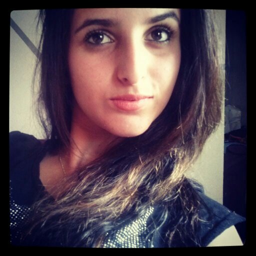 sou uma menina mulher.. as vezes meninas as vezes mulher ;)