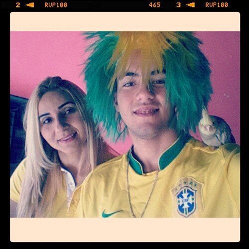 963580660 Whats. Chama lá. ;)