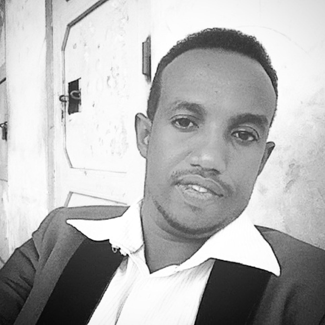 yalaxDXB's profile picture. 