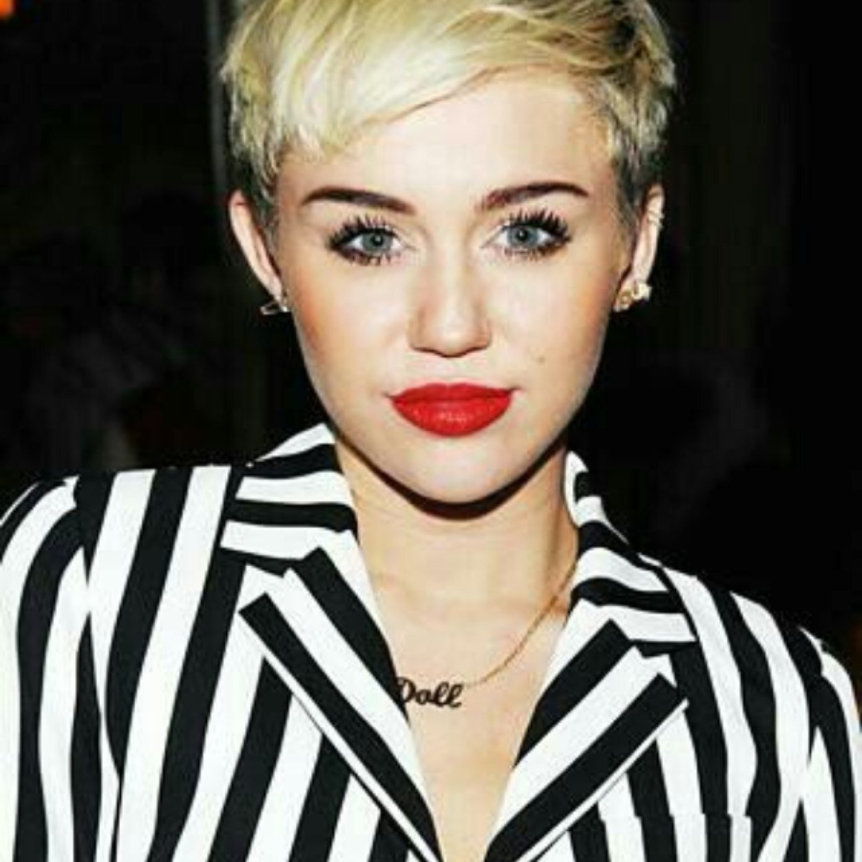 thievesQueen's profile picture. #MileyForMMVA