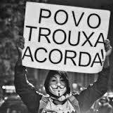 apresento o que garotas trouxas fazem para os meninos que se aproveitam e mostro o que as garotas tem que fazer com eles