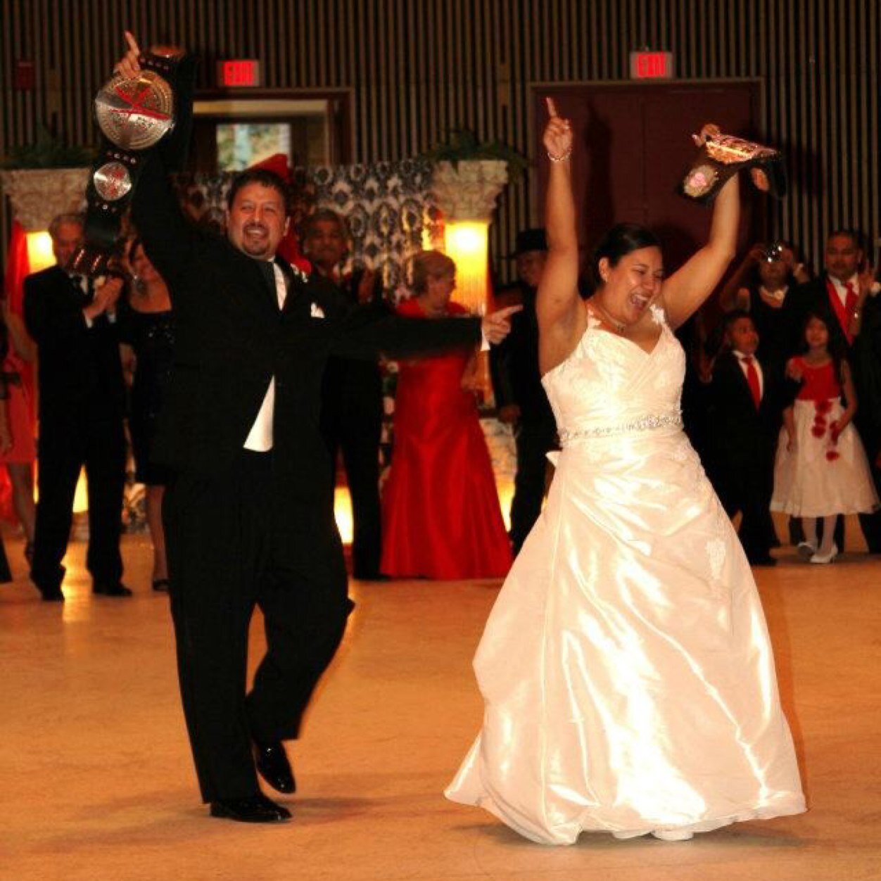 Gamer, @UTSA alum, Husband, Dad. Fan of @TexasLonghorns, ‘Runners, @Spurs, @Astros, @Titans, @Avalanche; Host of @CCG_WrestleCast @IsleOfReality @SportsMinorPod