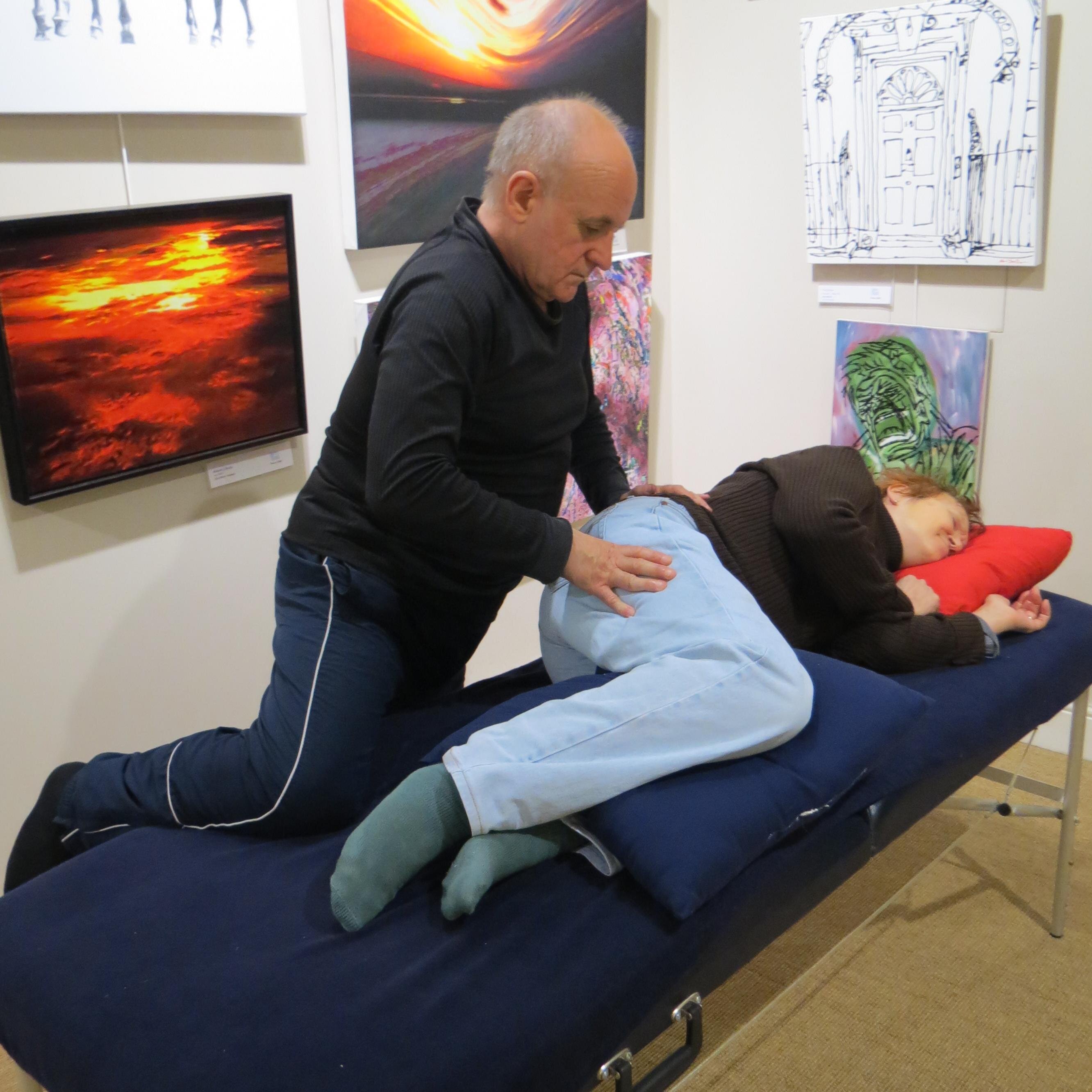 Ernie Boxall is a Personal Trainer, T'ai Chi Teacher, Shiatsu and Movement Specialist. Founder of http://t.co/uU0eZXDQeU, Student of Native American Flute