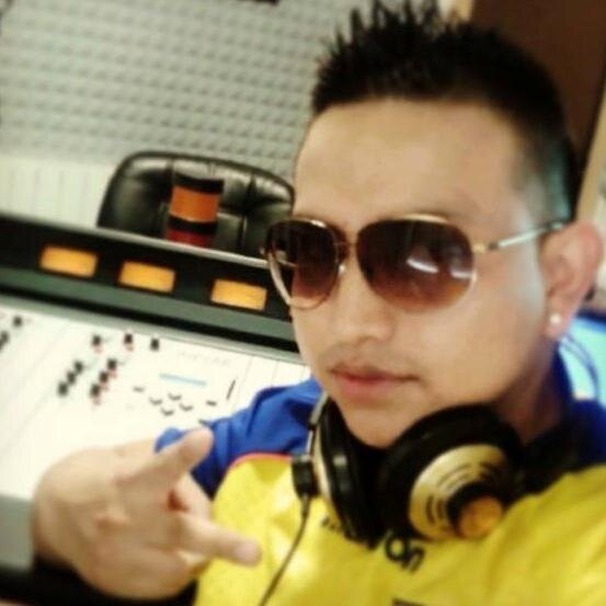 CHAVEZ DJ 2.0 TO FIREE.......ECUATORIANO 100% ...LA MUSICA MUEVE EL MUNDO...