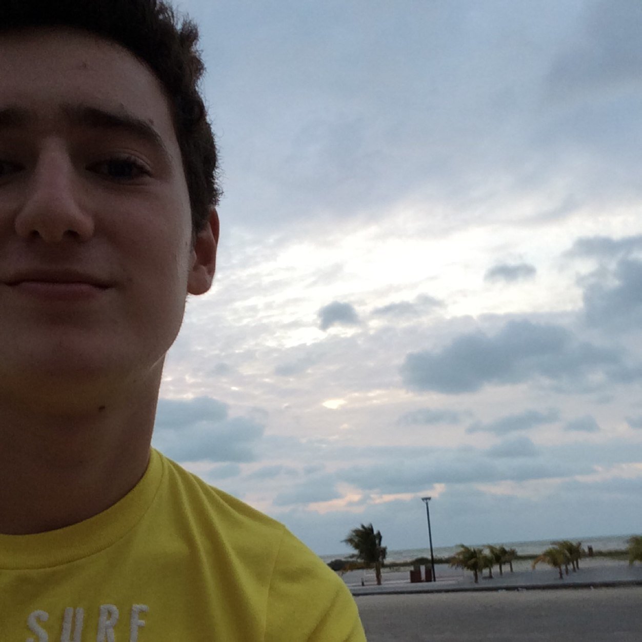 Vive y deja vivir