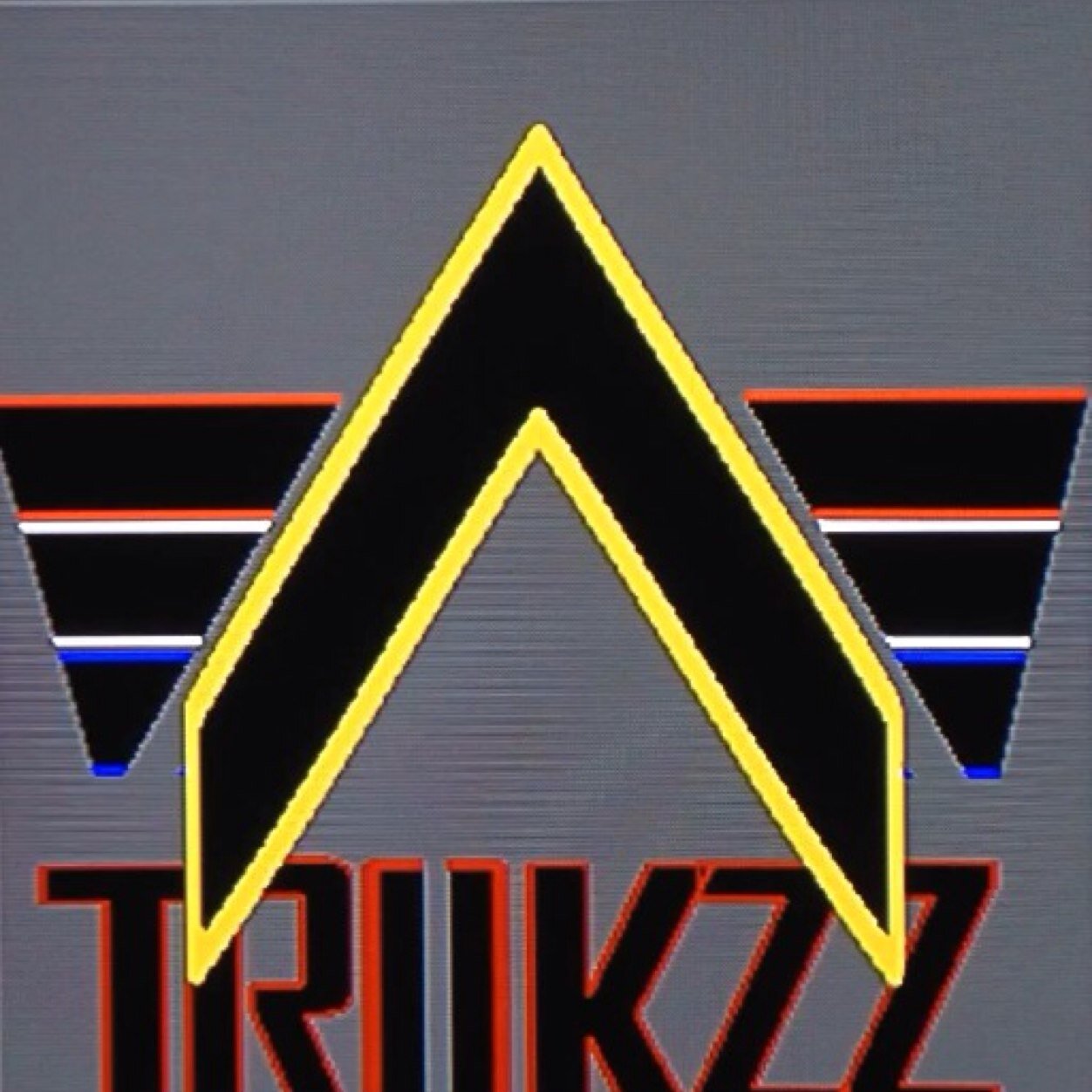 AeRoTrikzz's profile picture. 