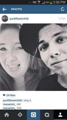 a_neon_narwhal's profile picture. Stressed, depressed, and just plain obsessed