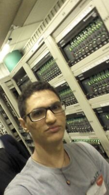 Acadêmico em Sistemas de Informação e trabalho como Aux. Administrativo.

A vida me ensinou a nunca desistir, nem ganhar nem perder, mas procurar evoluir!!.