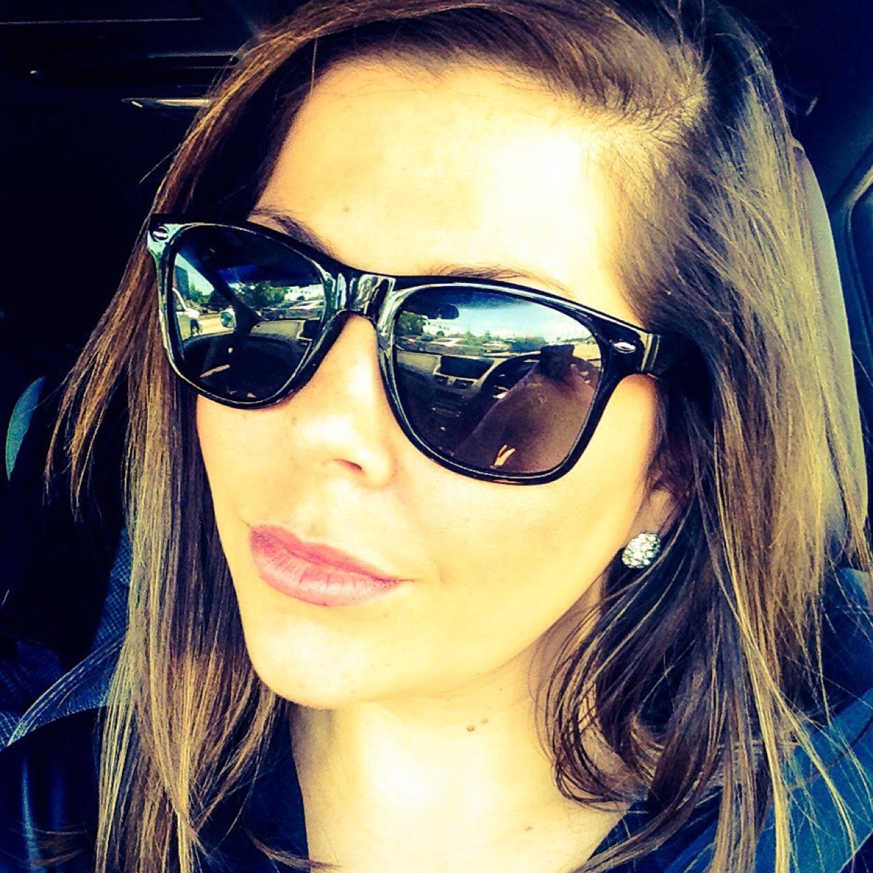 Marketing professional. Wife. Mother. California girl living life to the fullest in the Midwest.