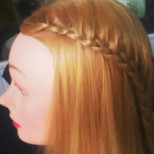 trenzas :) mi instagram es @trenzas150