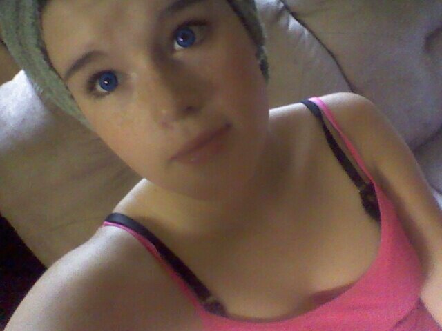 SceneGuurl's profile picture. 