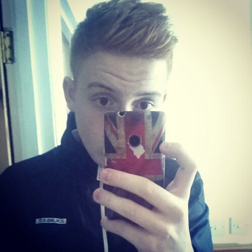 Instagram - Johnnywatson16