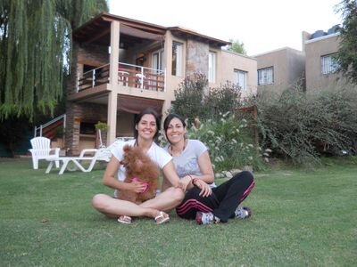 Socia del Club Atlético Boca Juniors.
 Por mucho tiempo fui todo lo que pude, ahora soy todo lo que quiero. Ashtanga Yoga.