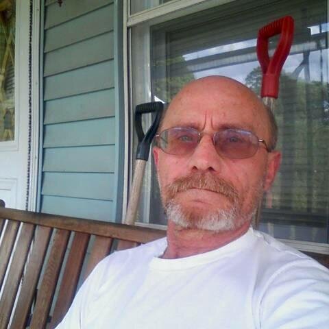 cam2guzzler's profile picture. 