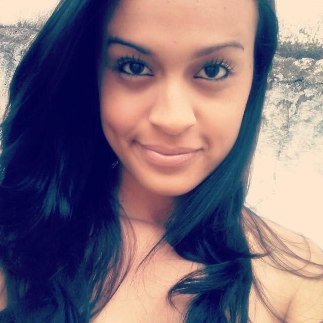 17, Brasileira; cristã ✝ Amor da minha vida @lucasviudes 3 Futura cirurgiã-dentista