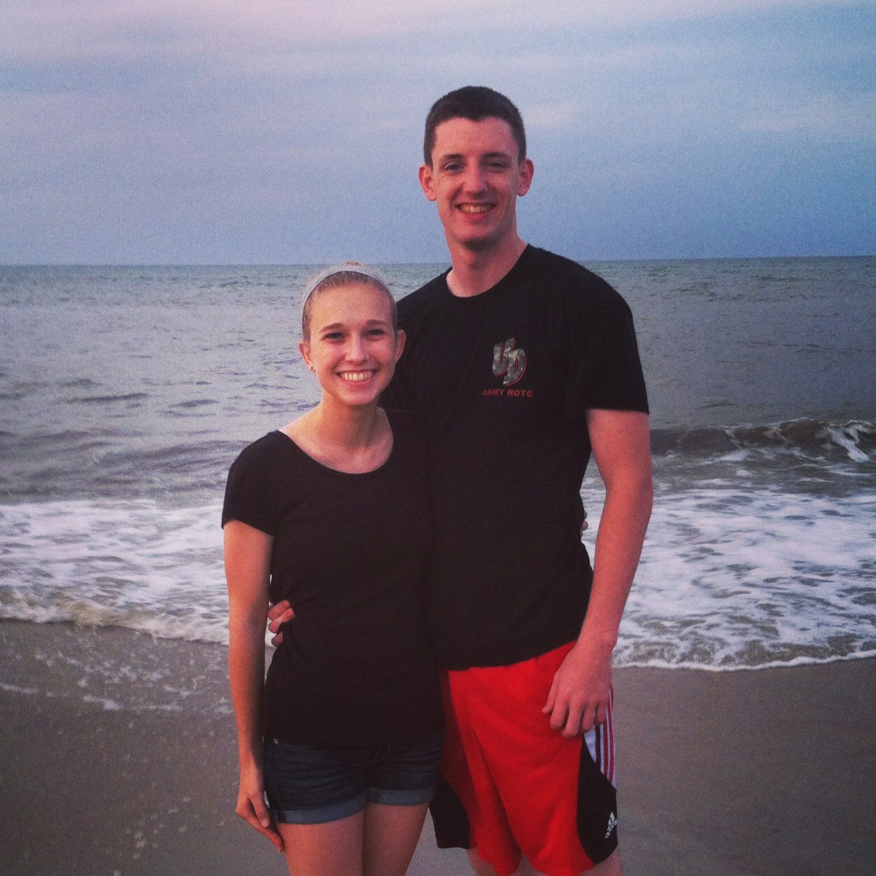 FloraSydney's profile picture. 