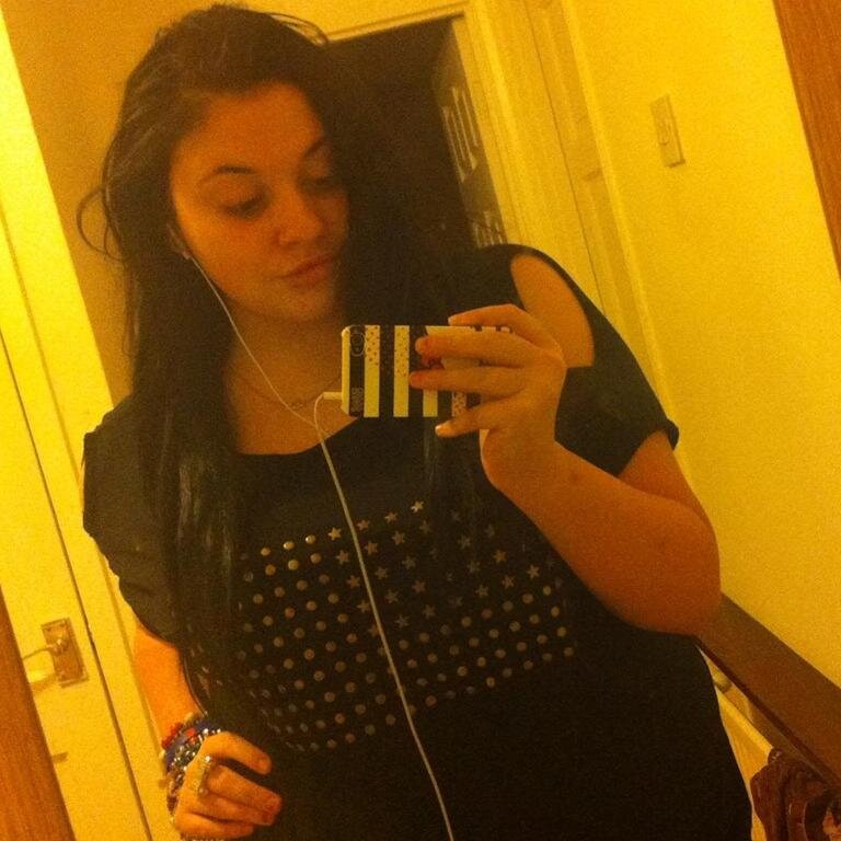 17 single pierced music lover                                Snapchat - heysuperstar                                      Instagram - lauren_emma_dowd